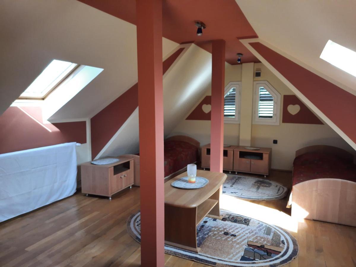 Antal Apartmans Lunca De Sus Kulcsoshaz Gyimesfelsolok 외부 사진